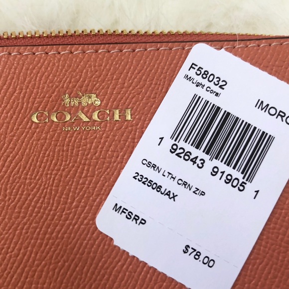 Coach NWT Peach Wristlet - Picture 7 of 7